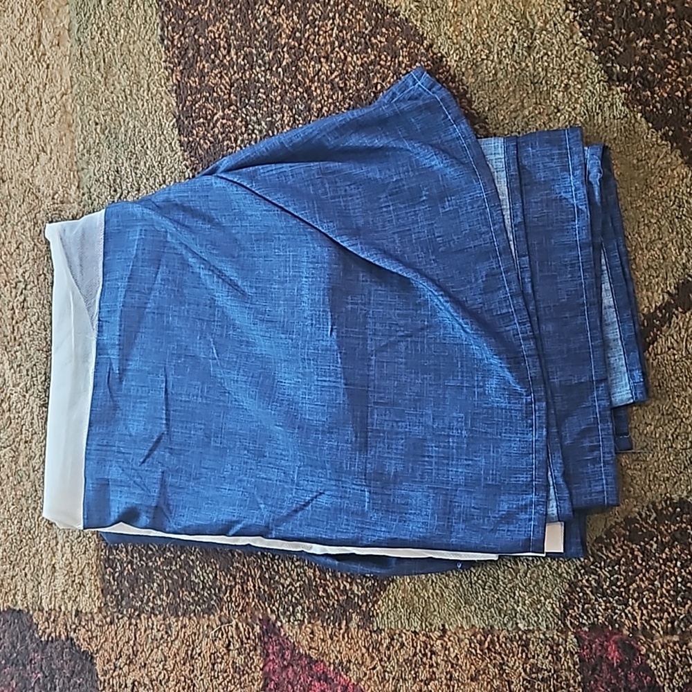 Twin size bed skirt